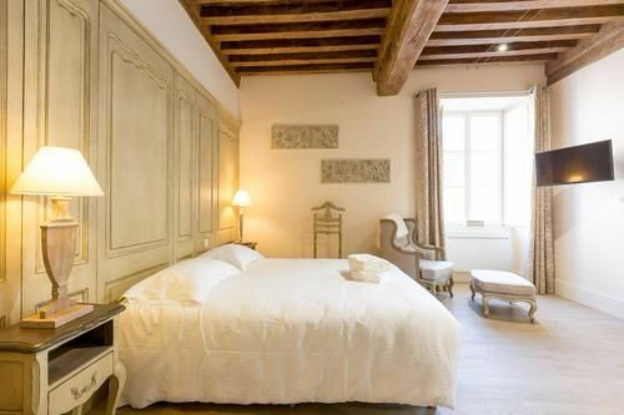Le Cara Seheiah 1D Bed & Breakfast Beaune  Ngoại thất bức ảnh